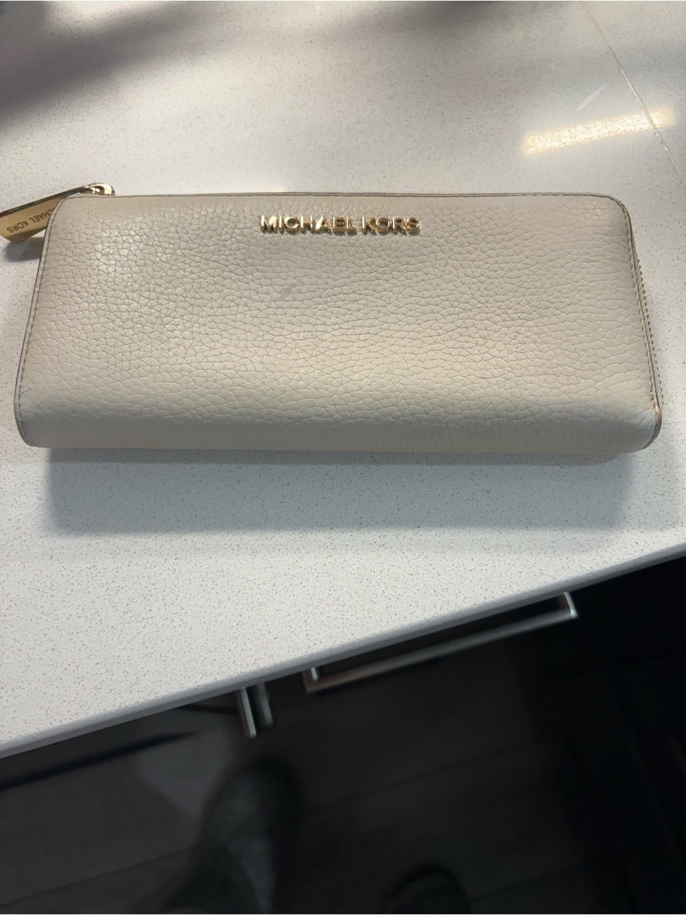 Michael Kors Light Beige Pebbled Leather Zip Wallet with Gold Logo EUC